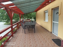 Lóri vendégház - Poroszló